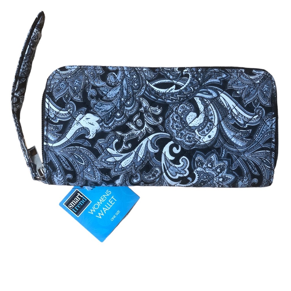 Smart Trend Womens Blue Black White Paisley Wristlet Wallet One Size
